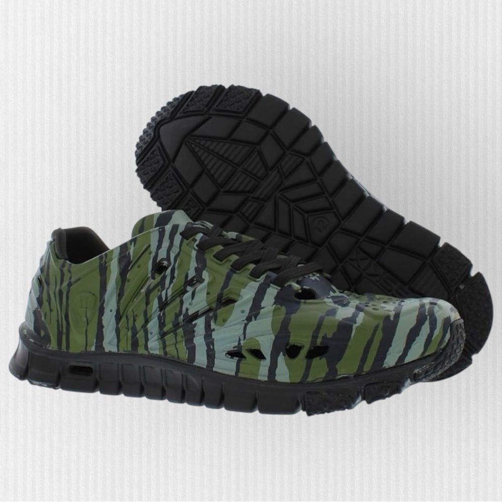Men’s 8 Crosskix‎ APX Mossy Oak Bottomlands Fishing Shoes Camo Water Sneaker